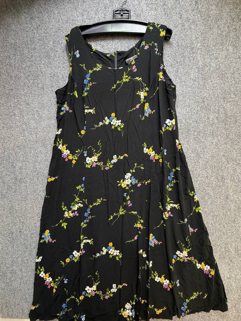 Cimmaron Plus XXL Black Floral Sleeveless Dress Back Zip 50" Length